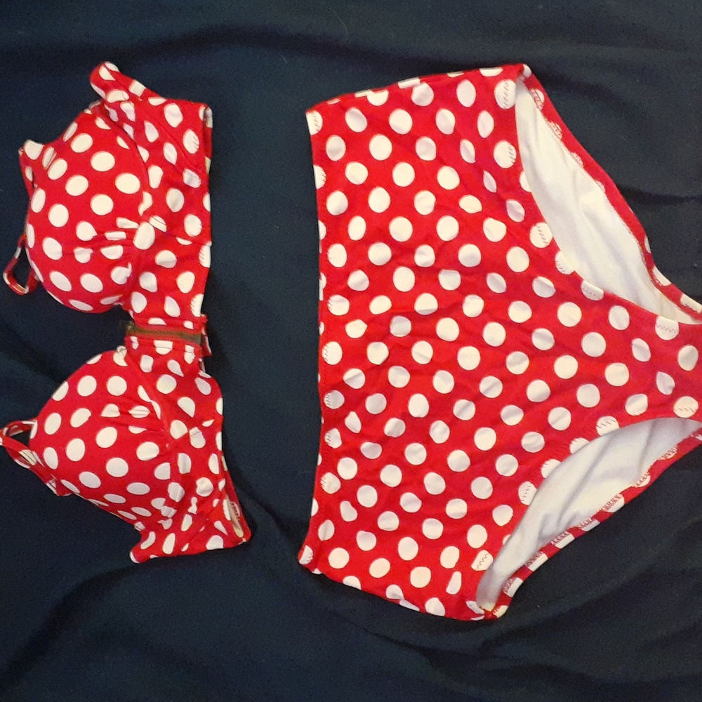 Love Culture Red polka dot bikini(never worn)    1